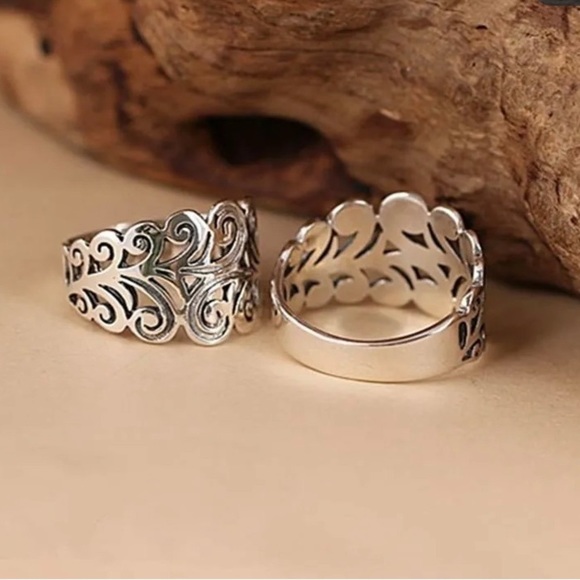 SILVER BOHO SCROLL RING - Picture 3 of 5